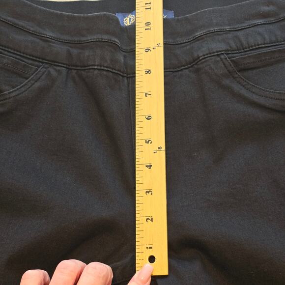 Democracy Ab Solution Jeans Womens Size 10 Black Pull On Glider Ankle Length NWT - Picture 11 of 13